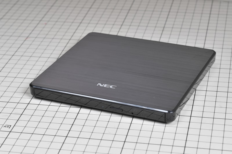 オプションの純正DVDドライブ