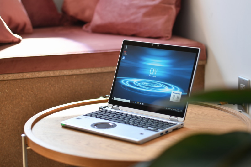 パナソニック「レッツノートQV9」