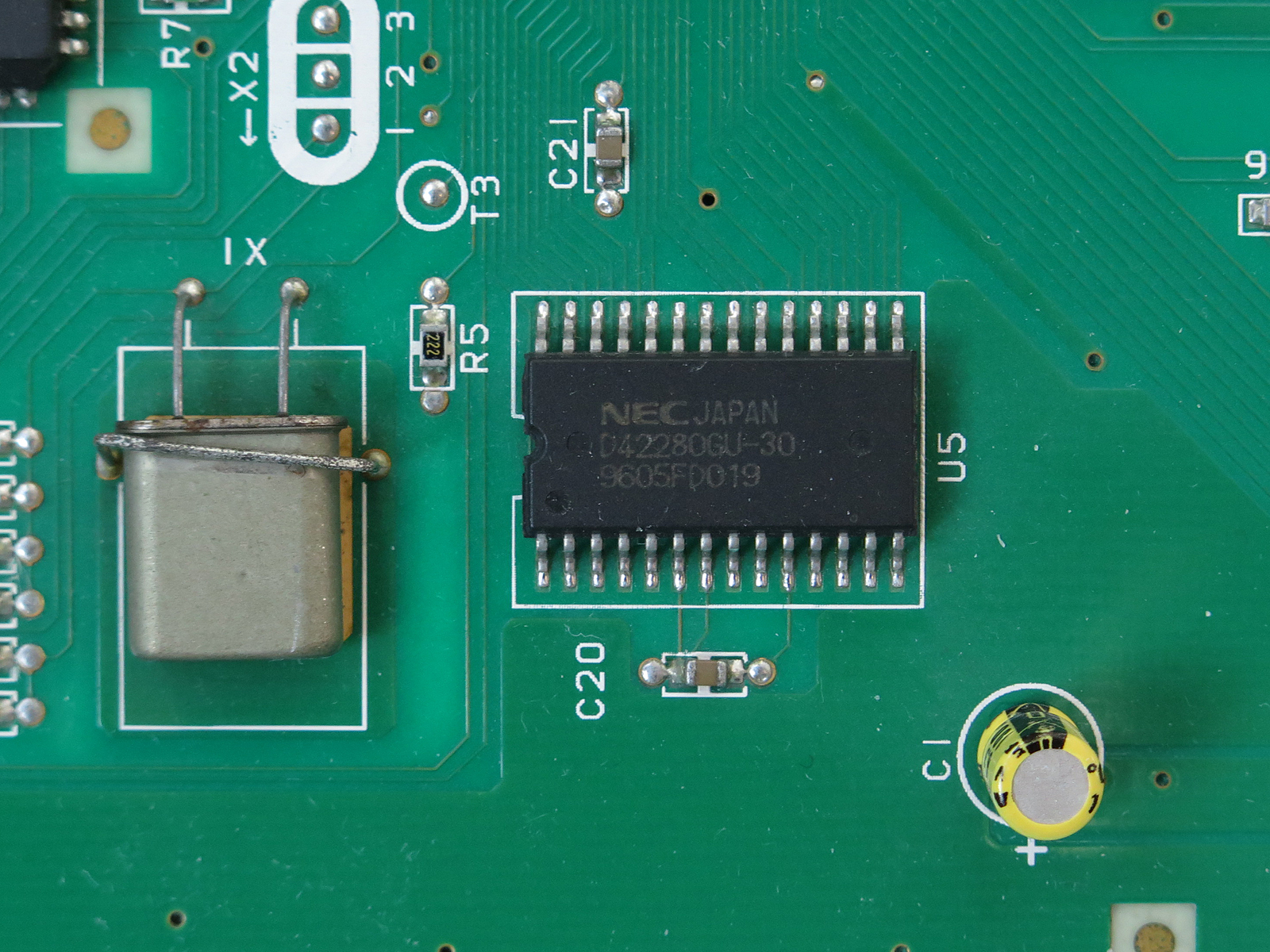 NEC製のフィールドバッファμPD42280GU-30