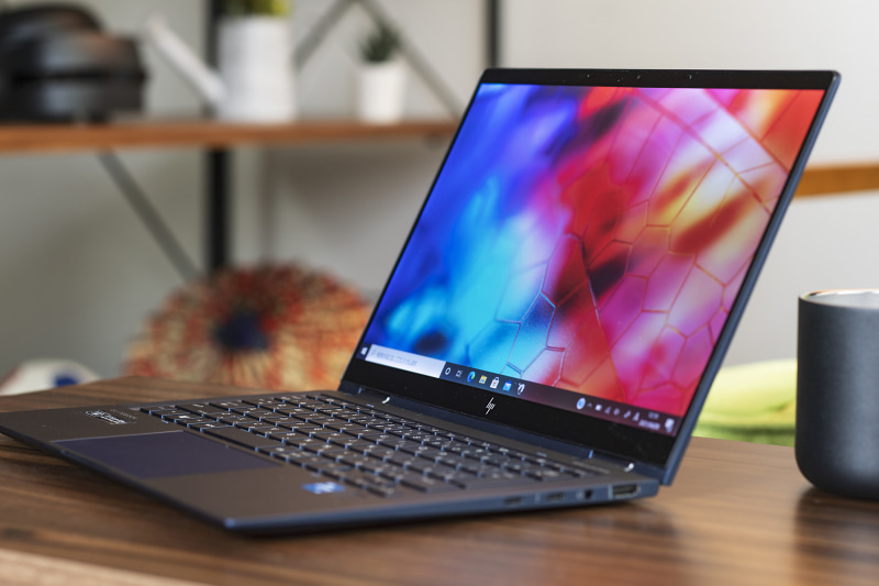 日本HP「Elite Dragonfly G2」