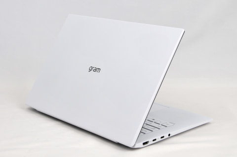 Hothotレビュー】タフなのに気楽に使える999gのモバイルノート「LG