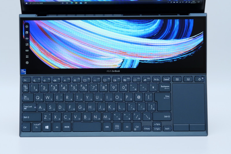 キーボードは日本語配列のアイソレーションキーボードを搭載。配列などは従来モデルと同等だ