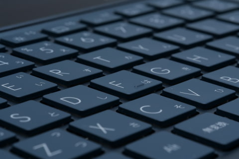 Hothotレビュー】2画面ノートは想像以上に実用的だった! 「ZenBook Duo