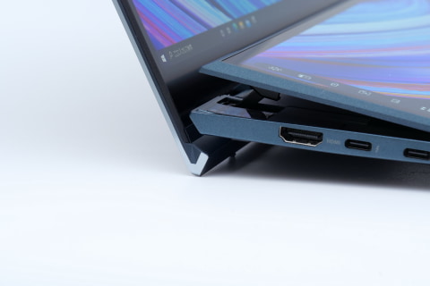 Hothotレビュー】2画面ノートは想像以上に実用的だった! 「ZenBook Duo