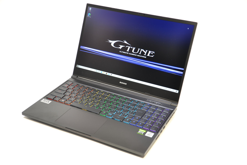 良質なディスプレイやキーボードはあらゆる場面で活躍する