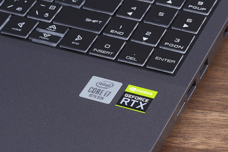 Core i7-10870HとGeForce RTX 3060 Laptop GPUを搭載