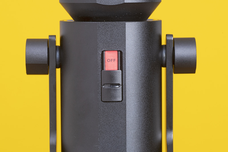 オンオフスイッチも装備