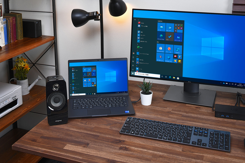 ノートPCでもディスプレイ、キーボード、マウスを外付けすることは可能だが、コスト面、スペース面でのハードルが上がる