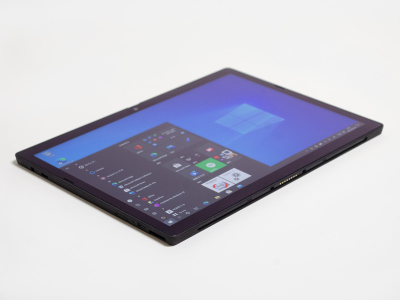 左 / 下。左側面に音声入出力、USB Type-C、nanoSIMスロット、電源LED、USB Type-C。下側面にキーボード用コネクタ