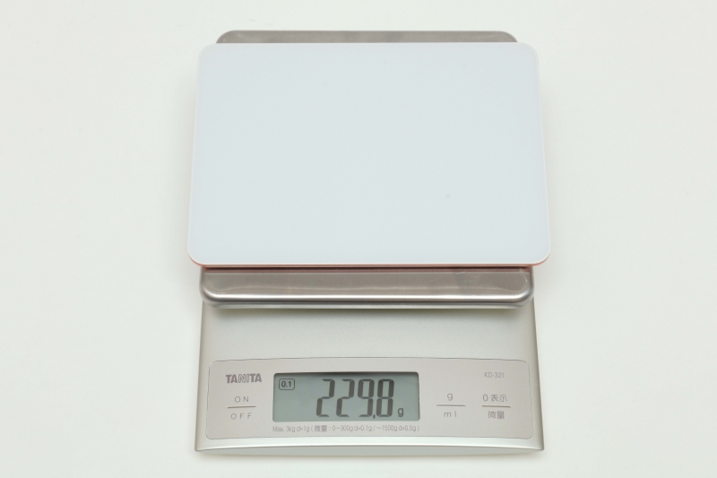 Magic Trackpadの重量は実測229.8g