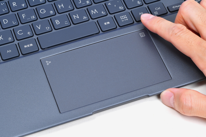 タッチパッド右上のアイコン付近を長押しすると……