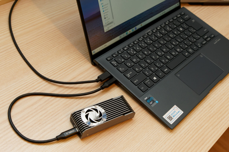 USB 3.1接続の外部ストレージなども使用