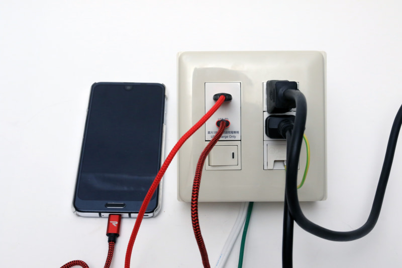 俺のテーブルタップの完成！