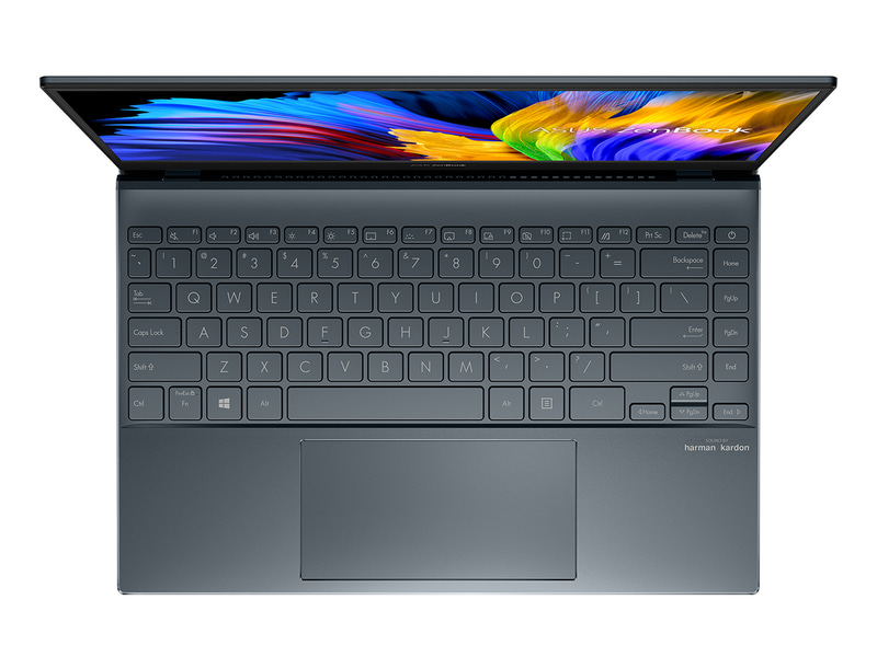 キーボード面(国内向けモデルは日本語キーボードを搭載)