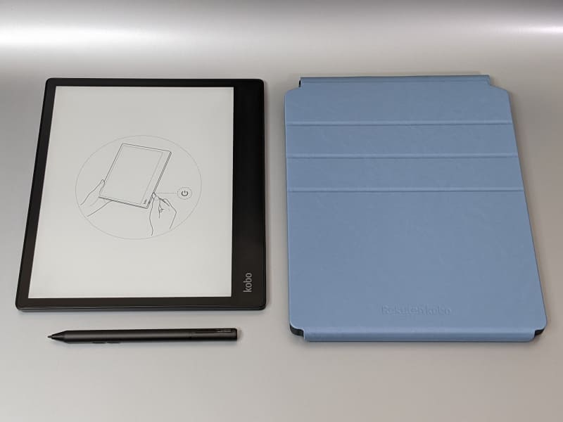 スタイラスペンのほか専用スリープカバーも同梱されている