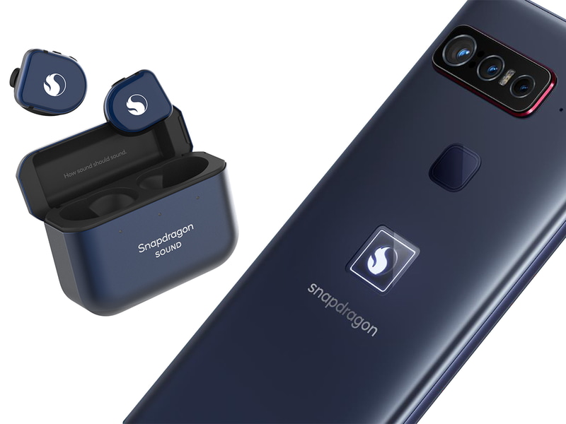 Master&Dynamic製のワイヤレスイヤフォンも付属