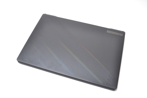 Hothotレビュー】16型の薄型ゲーミングノート「ROG Zephyrus M16」。16