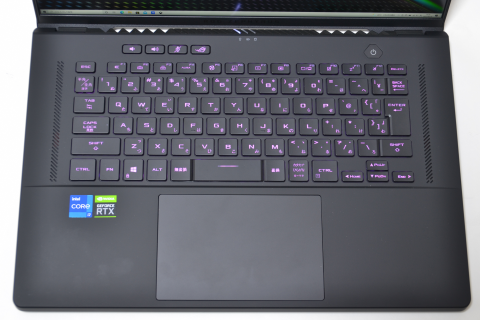 Hothotレビュー】16型の薄型ゲーミングノート「ROG Zephyrus M16」。16