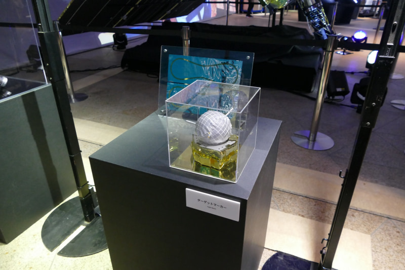 はやぶさ2のターゲットマーカー