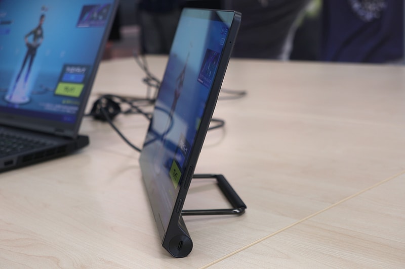 Yoga Tab 13の実機