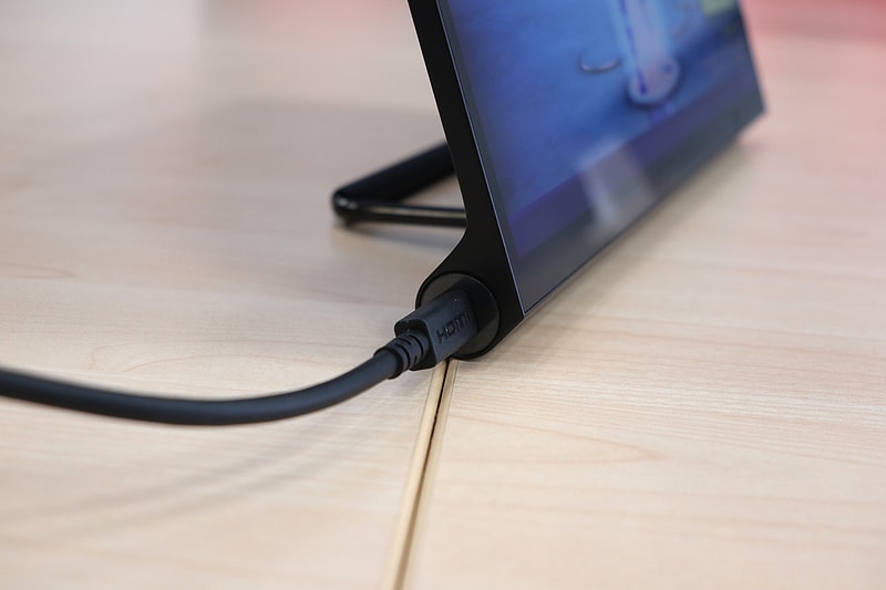 Yoga Tab 13の実機