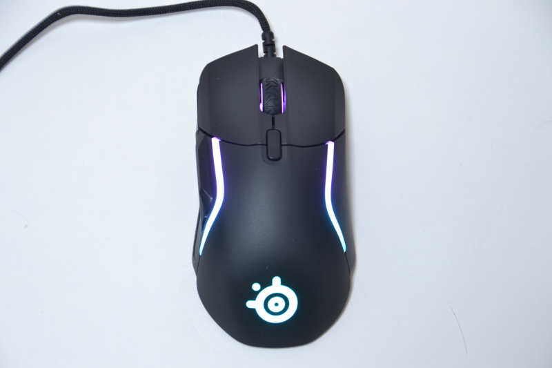 真上から見たところ。オーソドックスな形状と言える