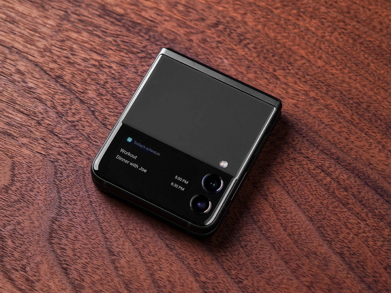 カバースクリーンは従来から大型化