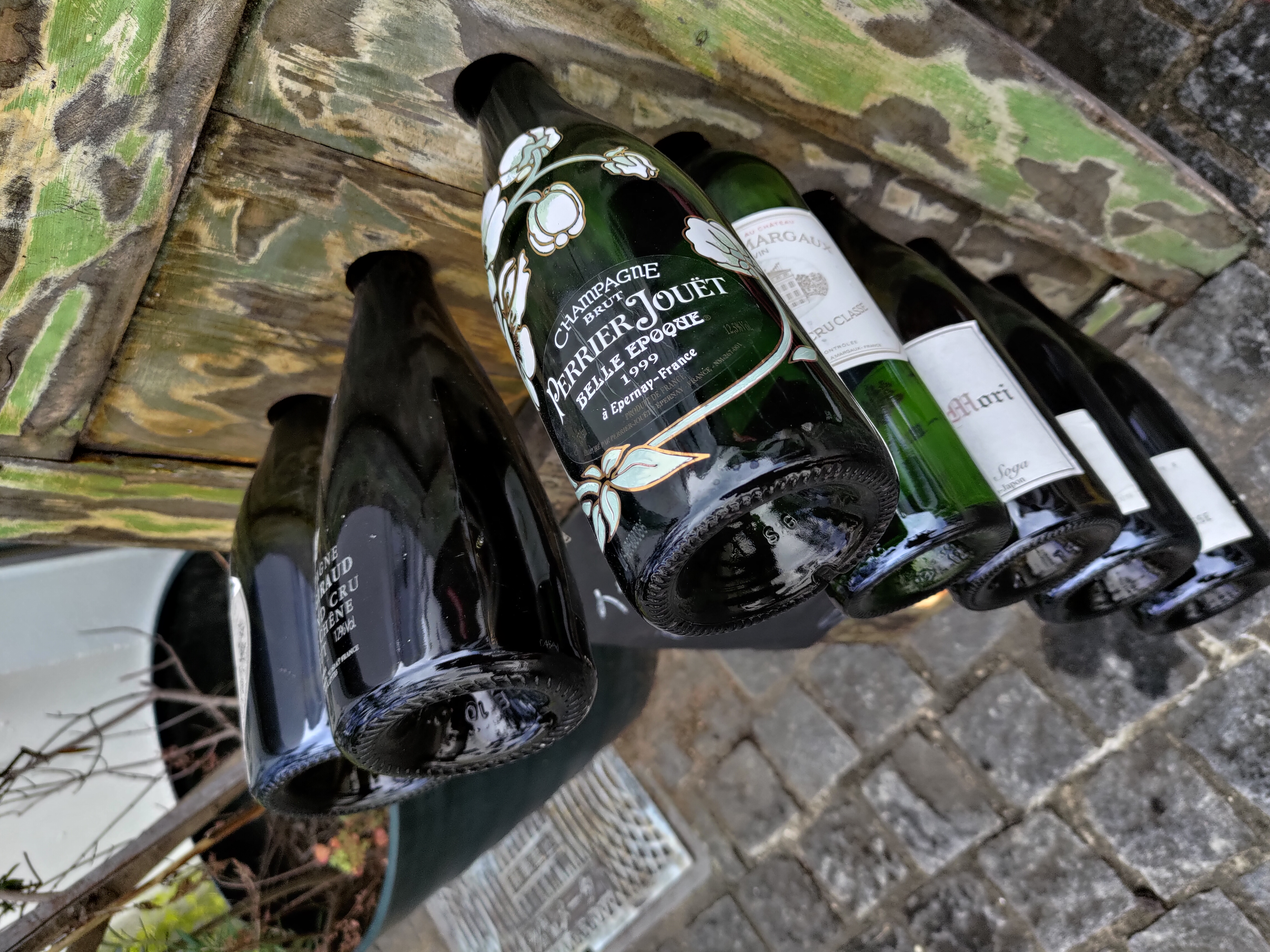 モデル：<a href="https://twitter.com/akane95ai" class="n" target="_blank">茜音愛</a>