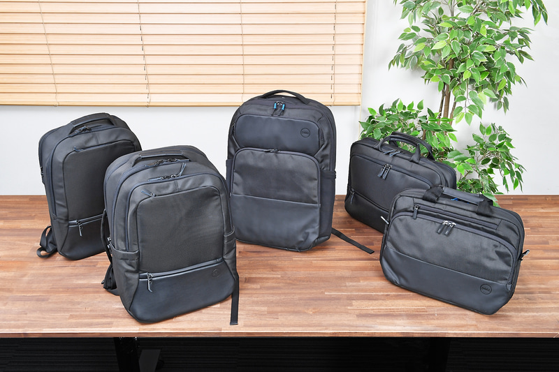 多彩なラインナップを誇るデル製PCバッグ。写真はほんの一部だ。あなたの使い方にジャストフィットするバッグがきっと見つかるはず