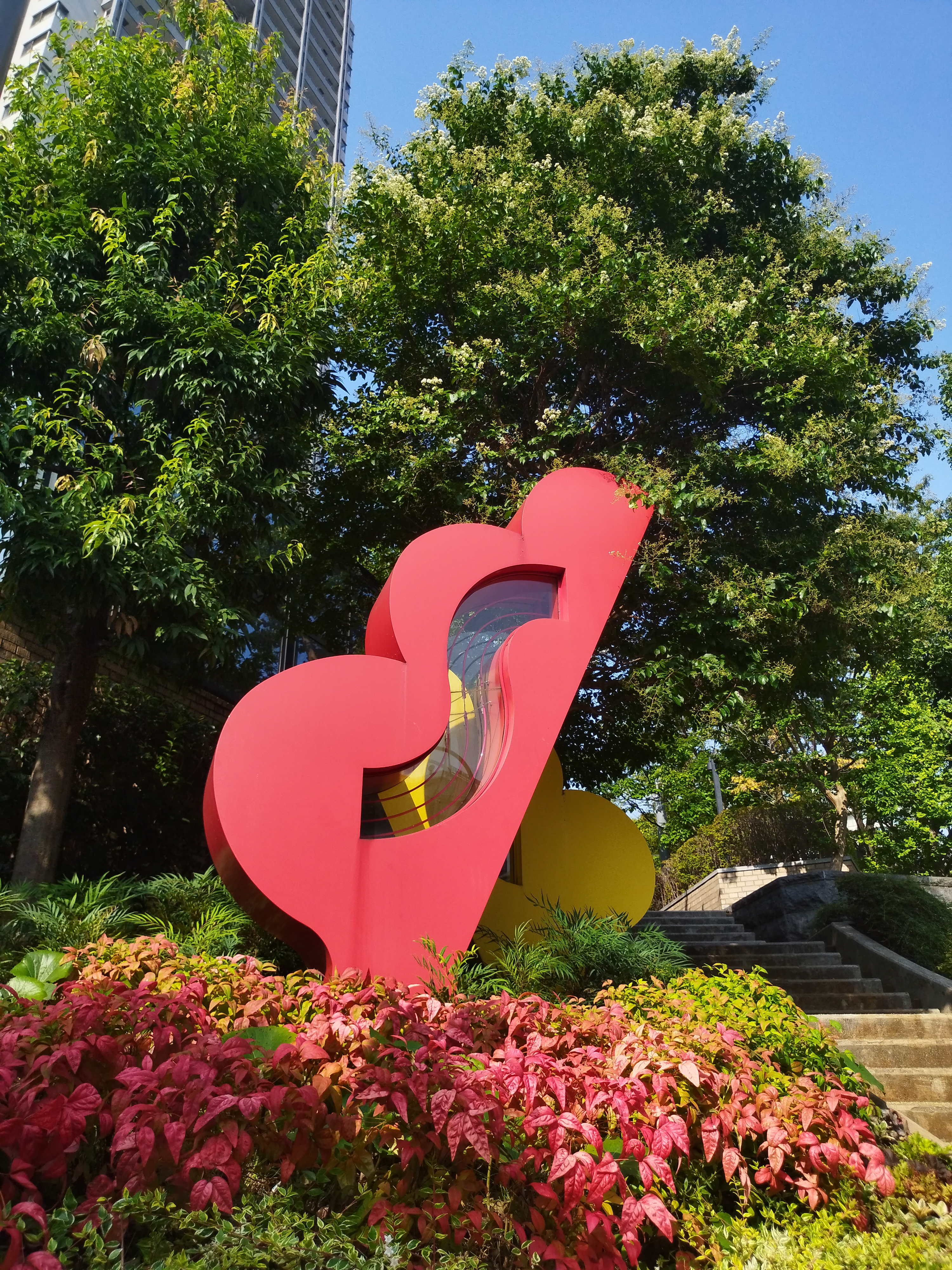 モデル:<a href="https://twitter.com/akane95ai" class="n" target="_blank">茜音愛</a>