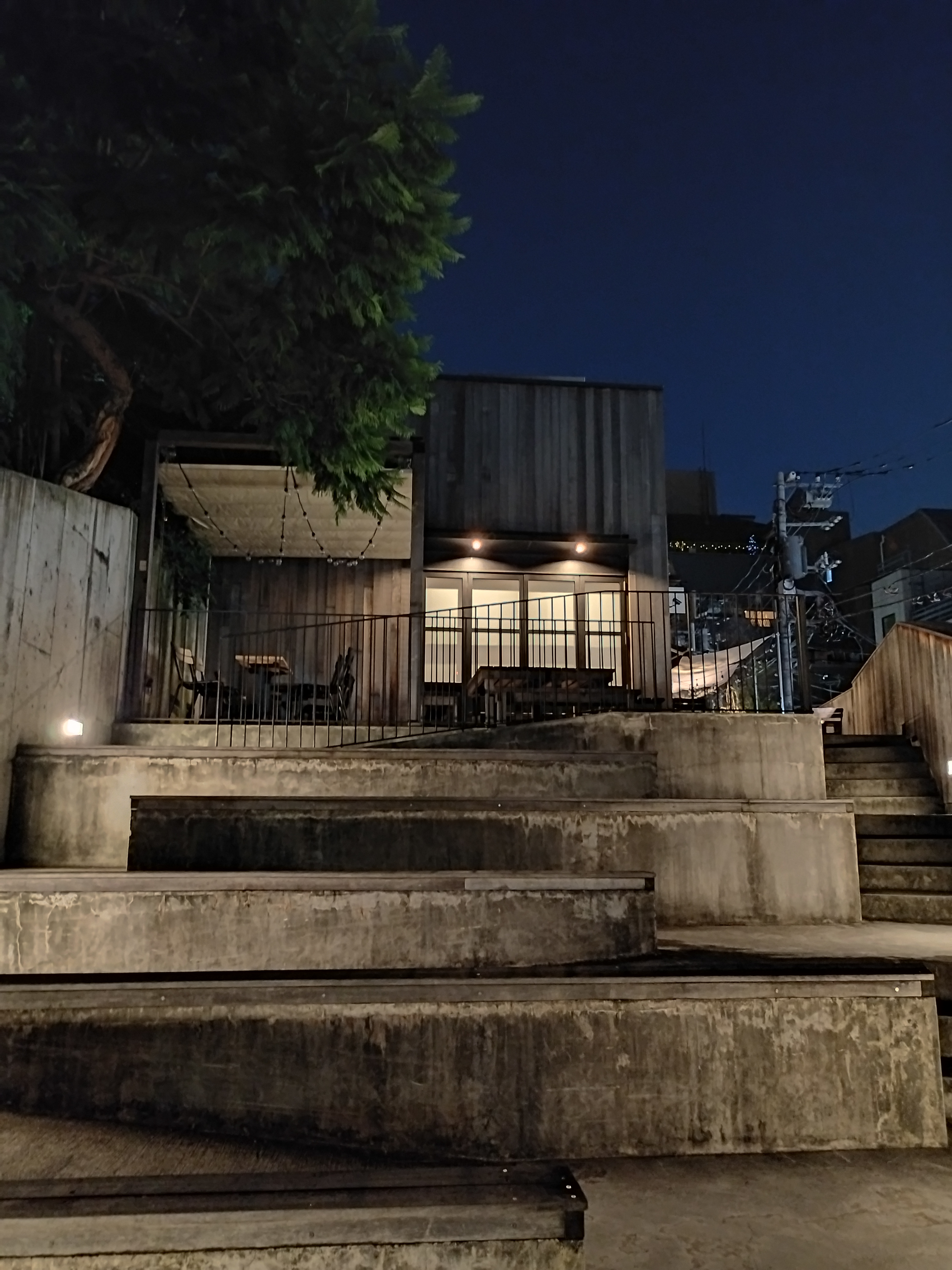 モデル:<a href="https://twitter.com/akane95ai" class="n" target="_blank">茜音愛</a>