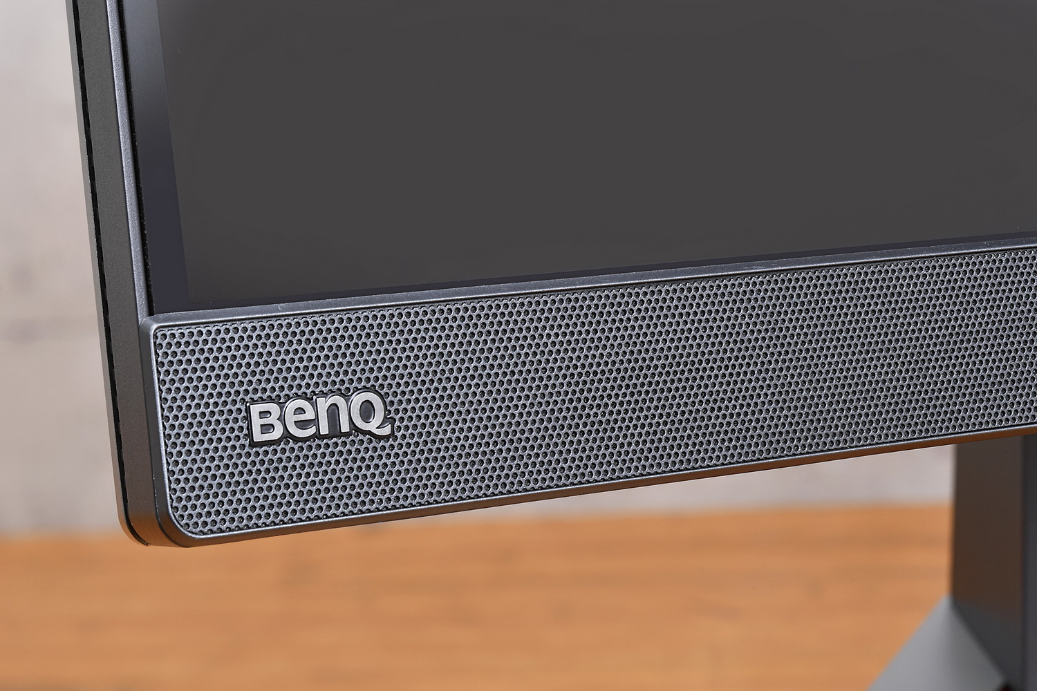 “MOBIUZ”シリーズは高品質スピーカを内蔵