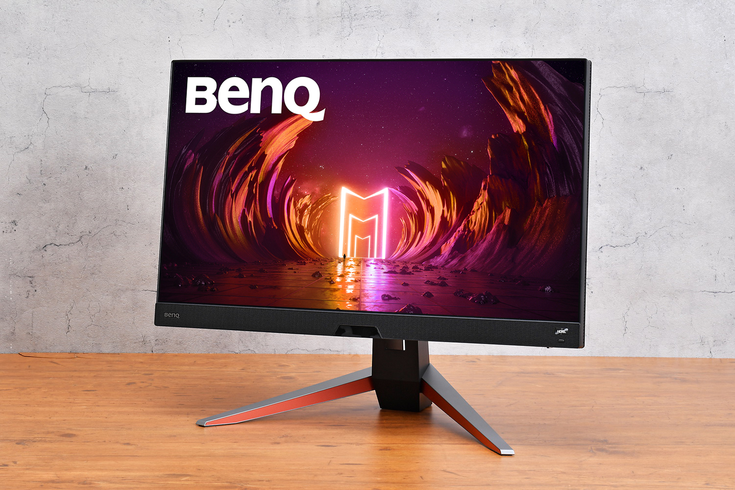 BenQの「MOBIUZ EX2710Q」。ゲームに加えて映像も楽しみたい人に向いている