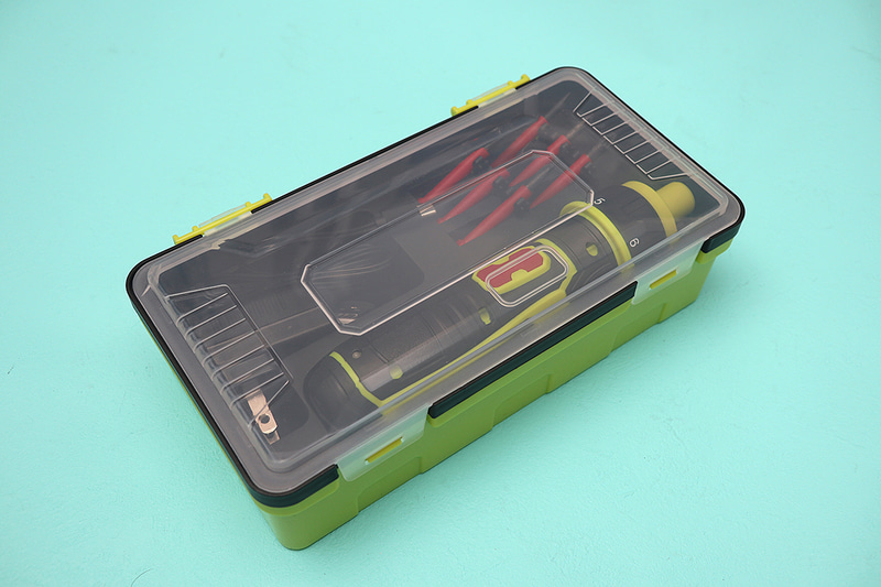 製品を収納するためのボックス