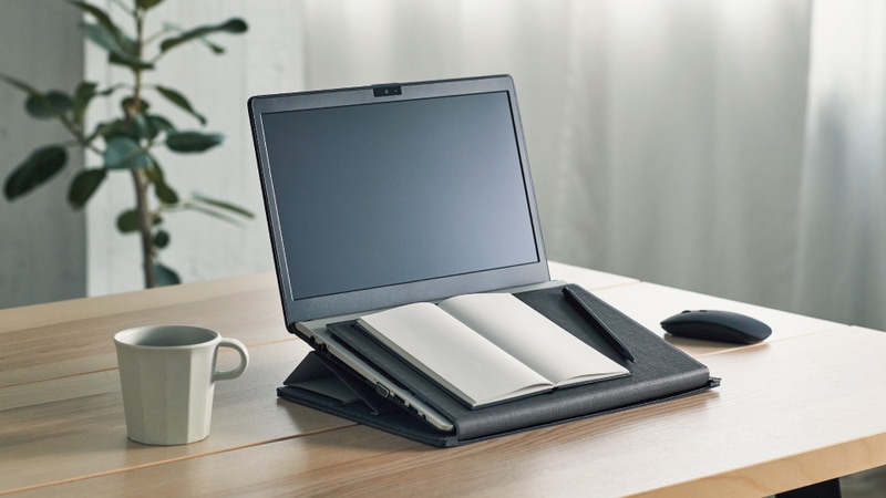 スライドボード付きノートPCスタンド