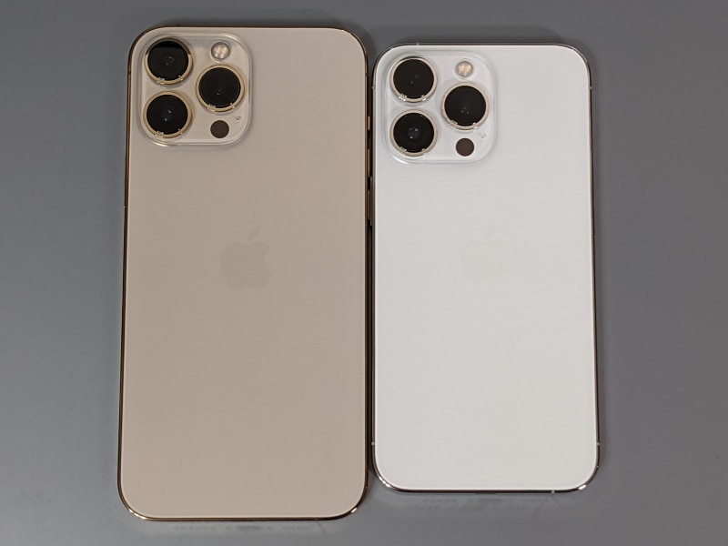 従来のiPhone 12 ProとPro Maxと異なり、カメラのスペックも統一されている