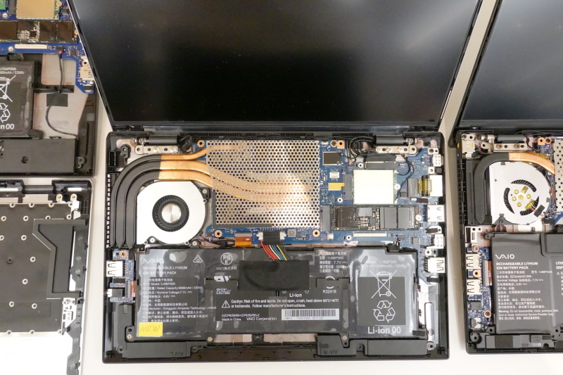 新SX14の内部。ヒートパイプが増えるなど冷却機構が大型化している