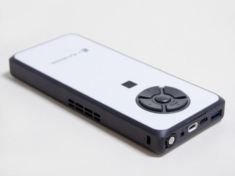 ジャンク DynaEdge DE200 第11世代 Corei3 Windows 西川和久の不定期コラム】ほぼスマホサイズでTiger Lake搭載