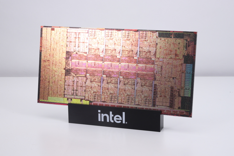 写真立てにダイ写真をセットしたところ