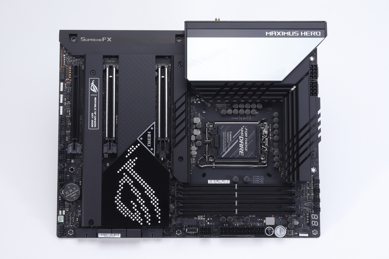 ROG MAXIMUS Z690 HERO