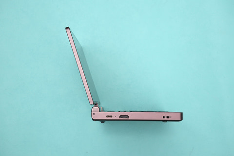 その他ノートPC本体 UMPC GPD Pocket 第11世代 インテル Core i7搭載8インチ2in1 UMPC「GPD Pocket3