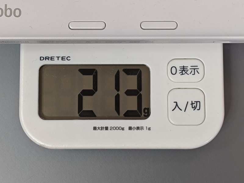 重量は実測213g。従来から約20g増えている