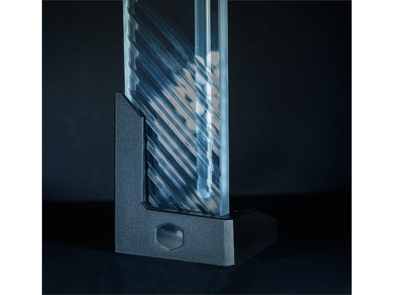 無発光時はシンプルだ