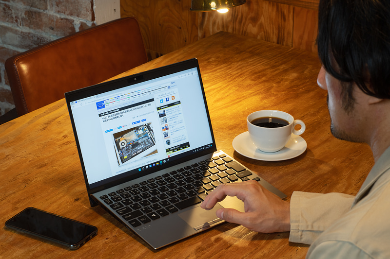 給電することなく、仕事で1日使い続けてみたらどうなる?