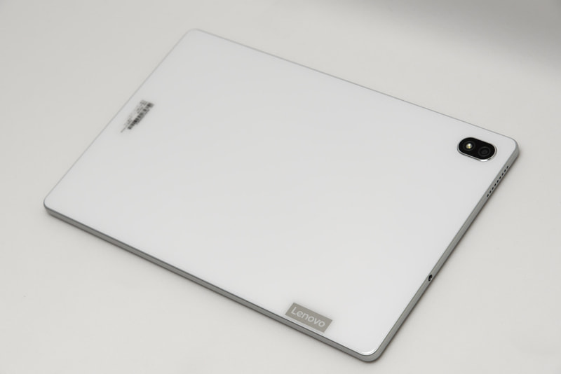 今回試用したのはムーンホワイトのボディカラー