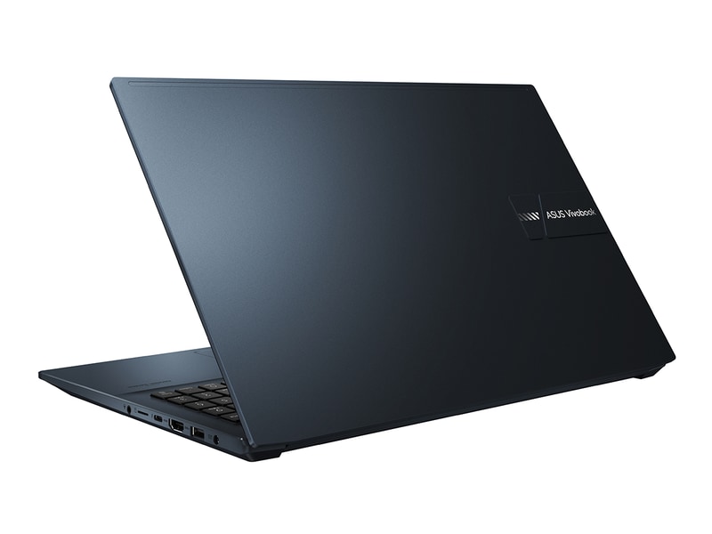 背面(Vivobook Pro 15 OLED)