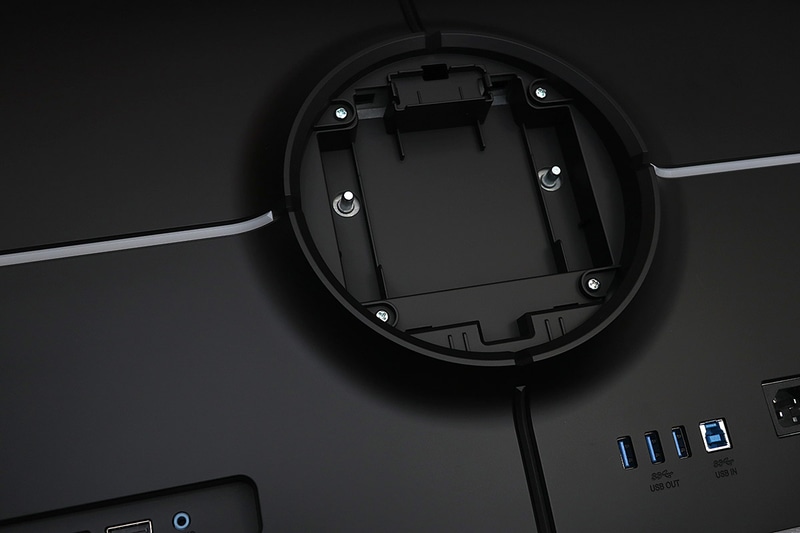 背面のスタンド接合部