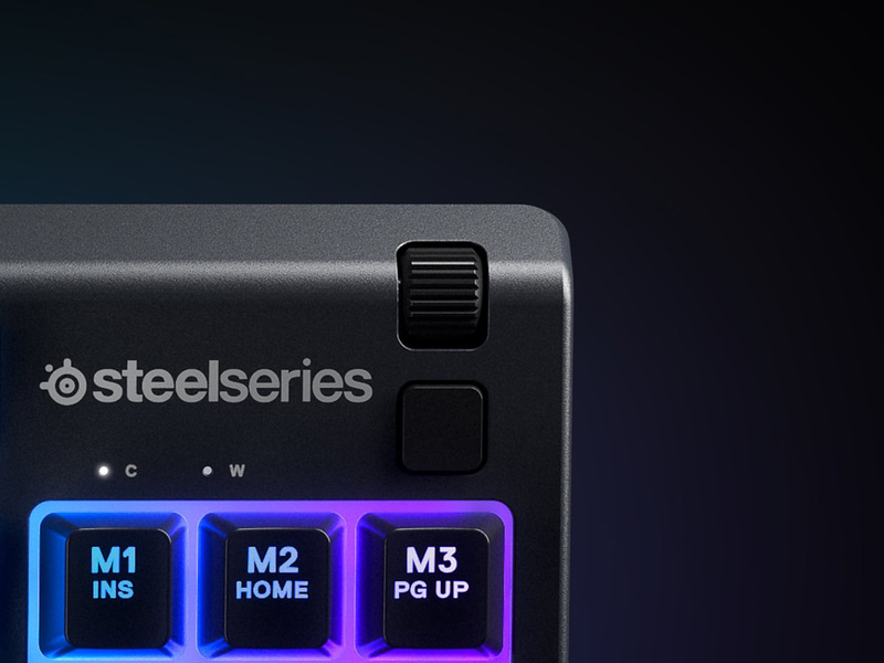 クリッカブルメタルローラーなども装備