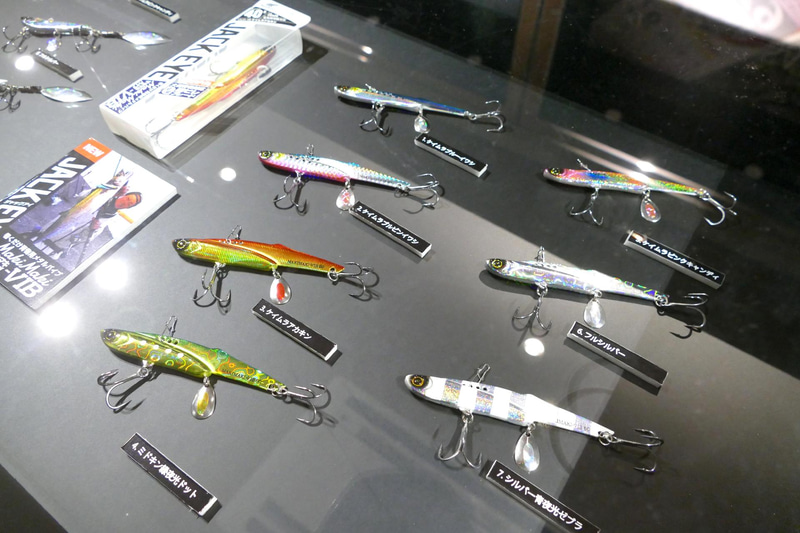 ハヤブサのルアー