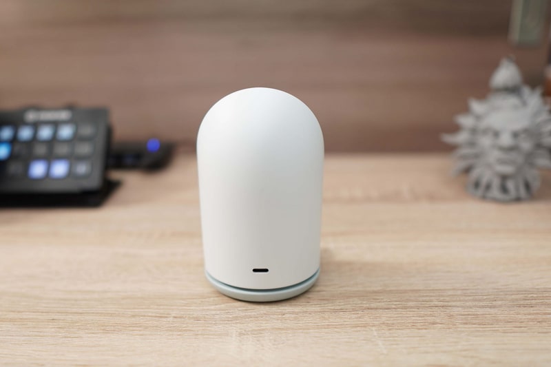 背面にUSB Type-Cコネクタ